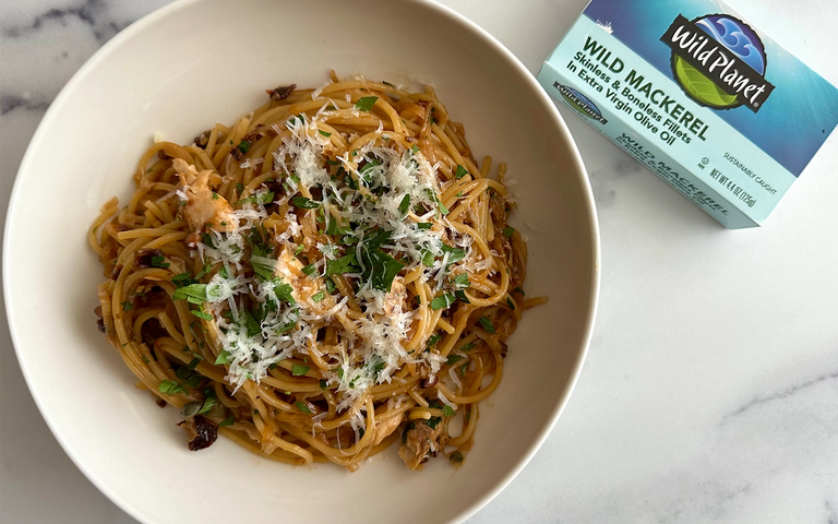 Photo of Caramelized Onion Mackerel Pasta